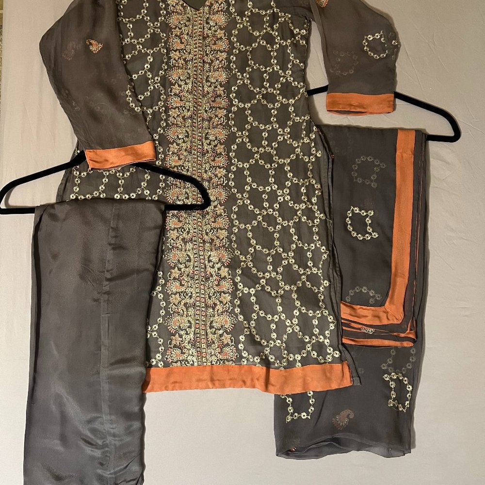 Fancy Party wear Pakistani Indian Stitched Pre-owned Suit - 3 Piece